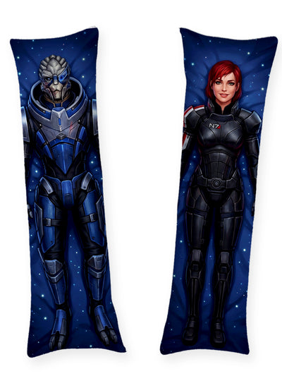 Garrus en Shepard Dakimakura
