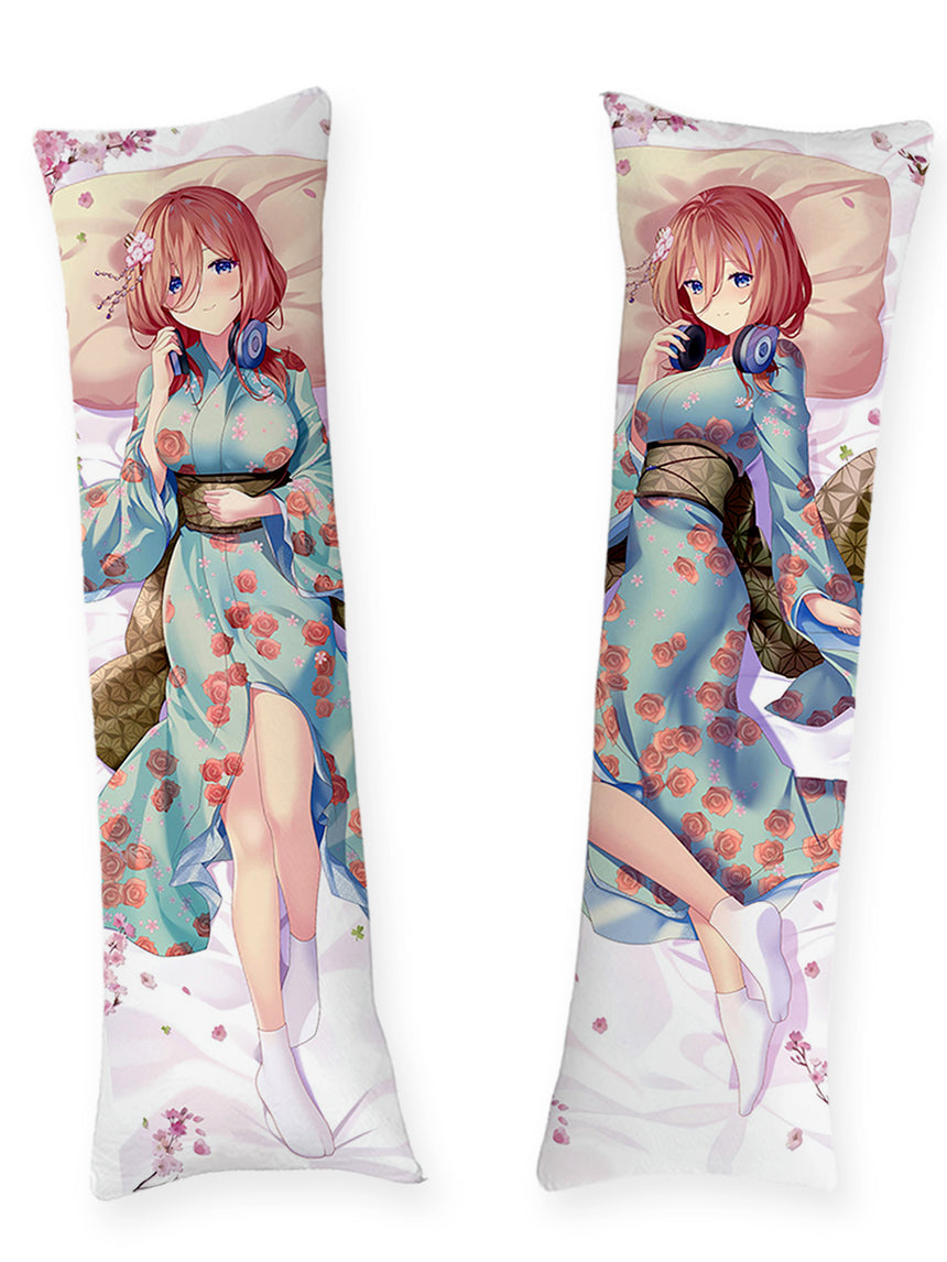 Miku Nakano Gebloemde Kimono Dakimakura