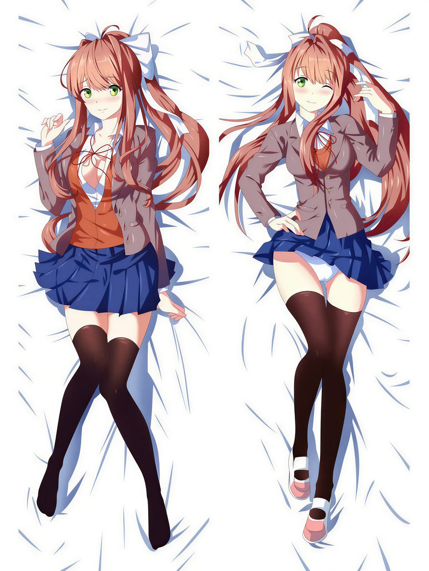 Monika uit Doki Doki Dakimakura 2